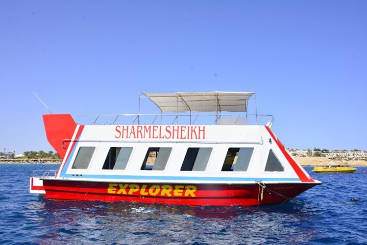 GLASS BOTTOM BOAT