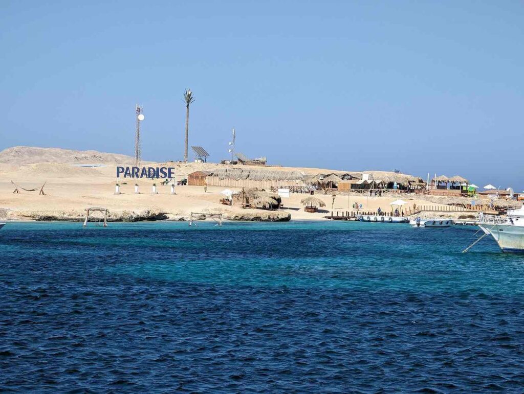 PARADISE ISLAND BY BOAT