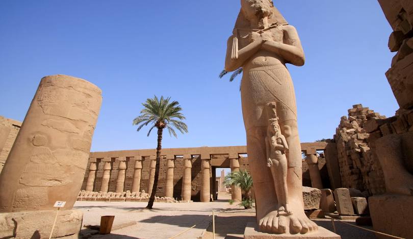 LUXOR 1 DAY BY BUS + THE VALLEY OF THE KINGS