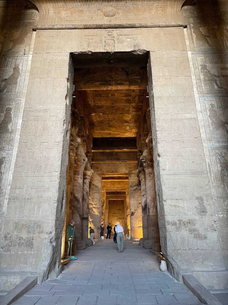 LUXOR 1 DAY BY BUS + DENDERA