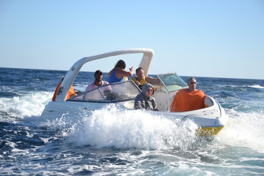 PRIVATE SPEED BOAT (2 HOURS)